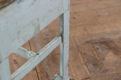 trolley-C-side-close-up
